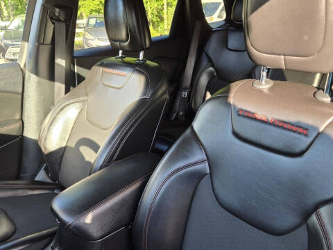 2019 Jeep Cherokee Trailhawk