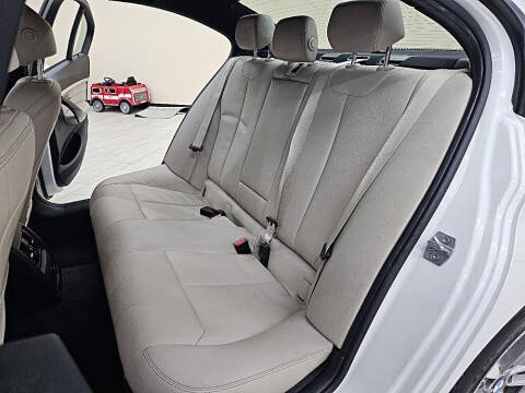 2016 BMW 3 Series 328i