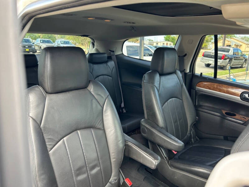 2011 Buick Enclave CXL-2