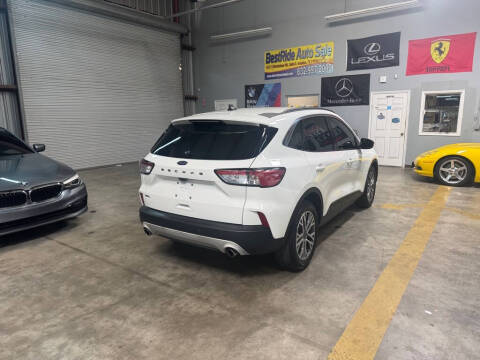 2021 Ford Escape SEL