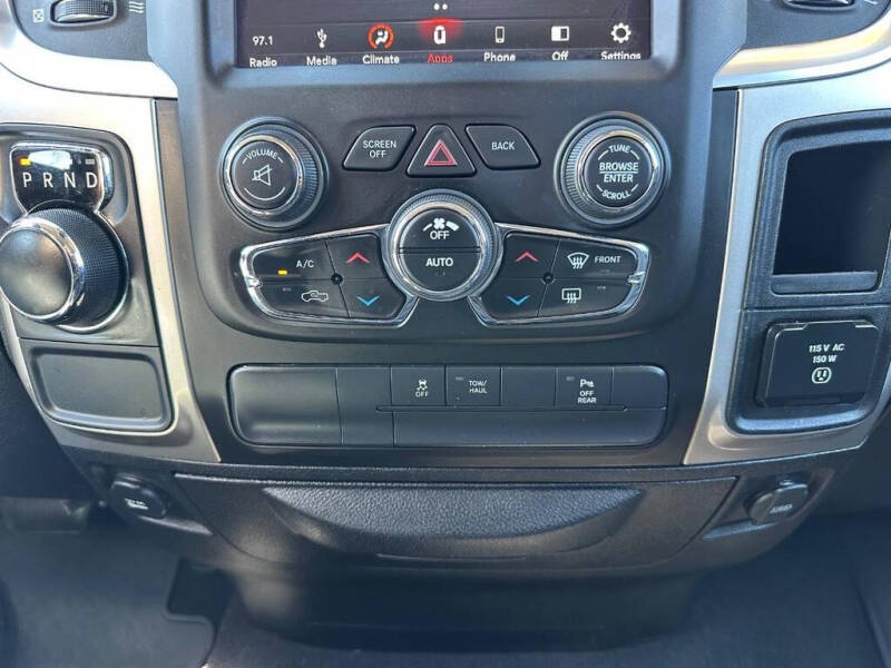 2019 RAM 1500 Classic SLT