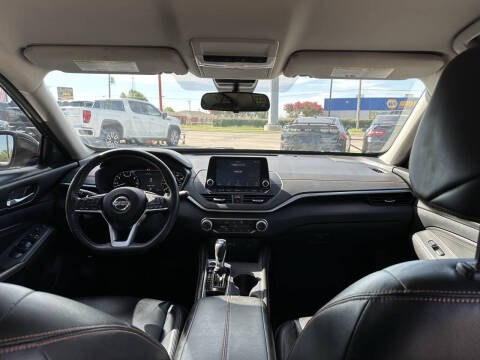 2020 Nissan Altima 2.5 SR