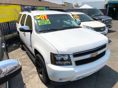 2009 Chevrolet Tahoe for sale at ROMO'S AUTO SALES in Los Angeles CA