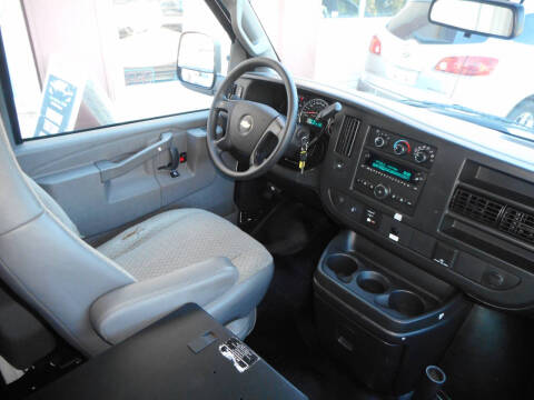 2016 Chevrolet Express 2500