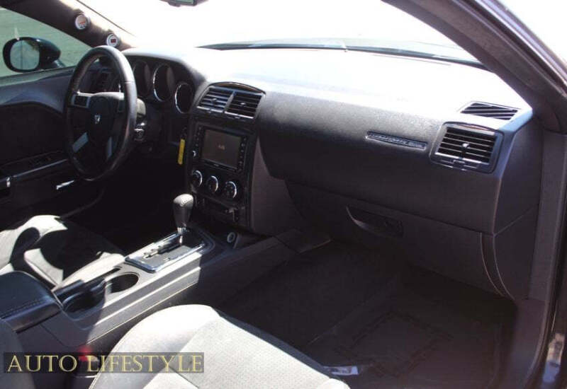 2008 Dodge Challenger SRT8