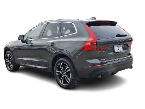 2021 Volvo XC60 T5 Momentum