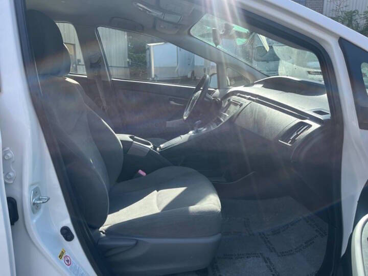 2012 Toyota Prius Three