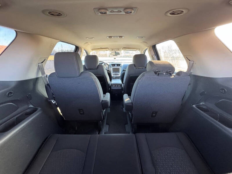 2015 GMC Acadia SLE-2