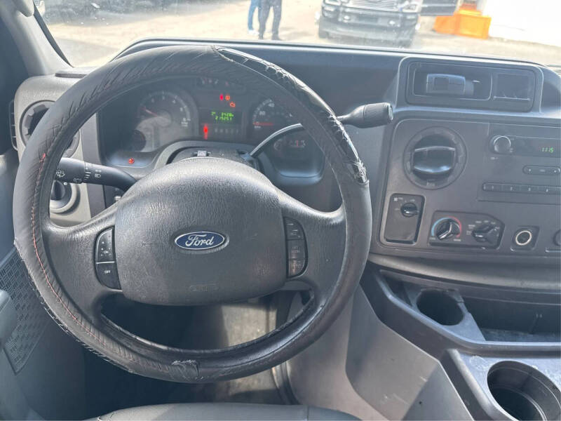 2012 Ford E-Series E-250