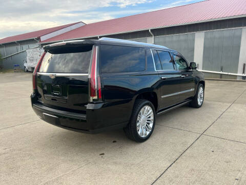 2017 Cadillac Escalade ESV Platinum