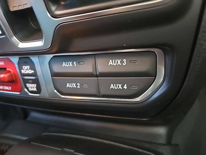 2026 Jeep Gladiator Shadow Ops