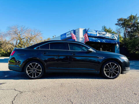 2017 Ford Taurus SHO