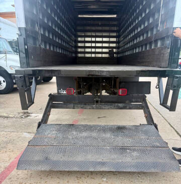 2020 Freightliner M2 106