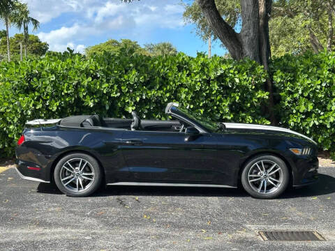 2017 Ford Mustang EcoBoost Premium