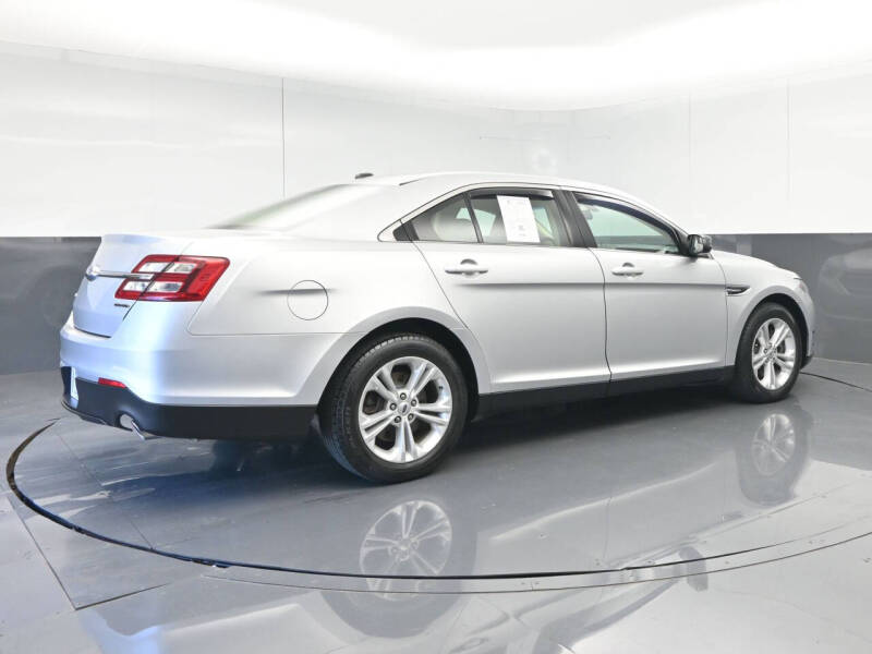 2019 Ford Taurus SE