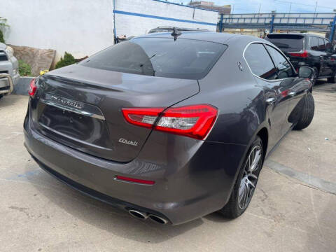 2018 Maserati Ghibli