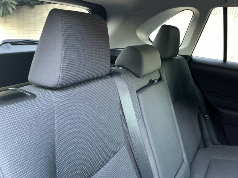 2020 Toyota RAV4 Hybrid LE