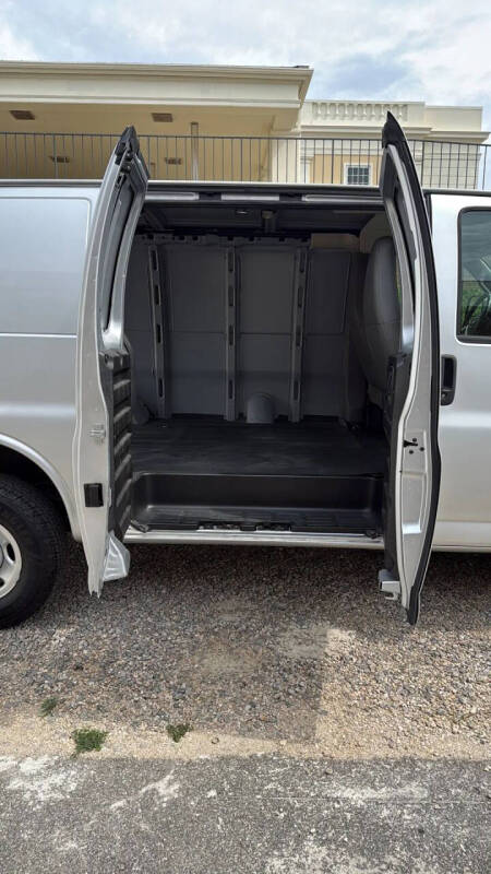 2018 Chevrolet Express 2500