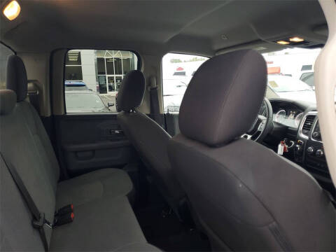 2024 RAM 1500 Classic SLT