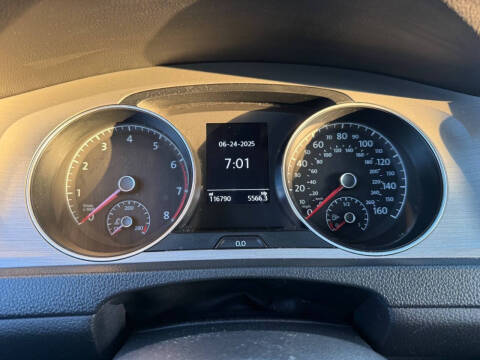 2015 Volkswagen Golf TSI SE