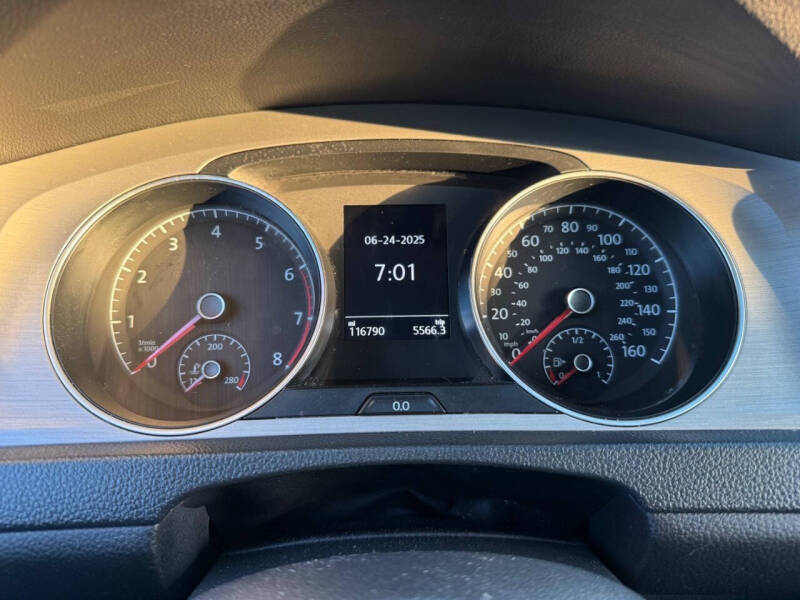 2015 Volkswagen Golf TSI SE