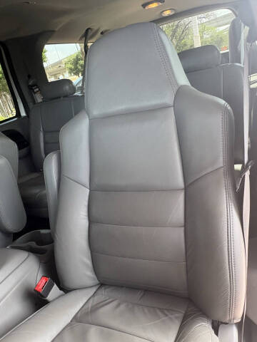 2005 Ford Excursion XLT