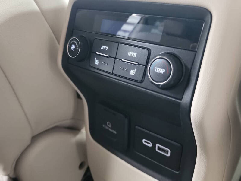 2020 GMC Acadia Denali