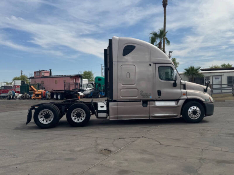 2013 Freightliner Cascadia