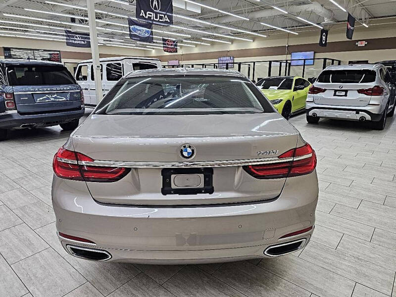 2017 BMW 7 Series 740i