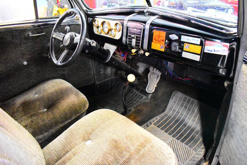 1937 Chevrolet Master Deluxe