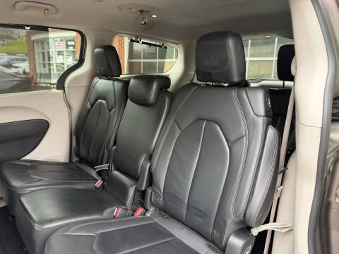 2017 Chrysler Pacifica