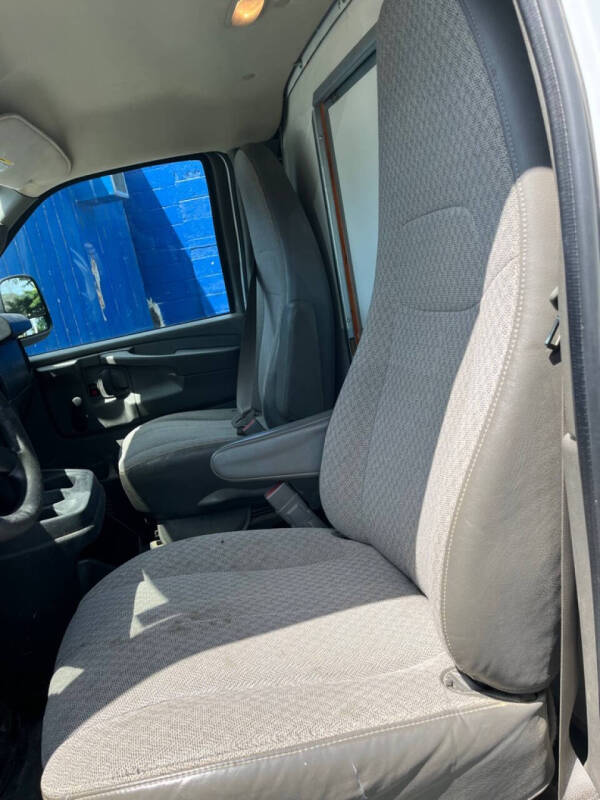 2015 GMC Savana 3500