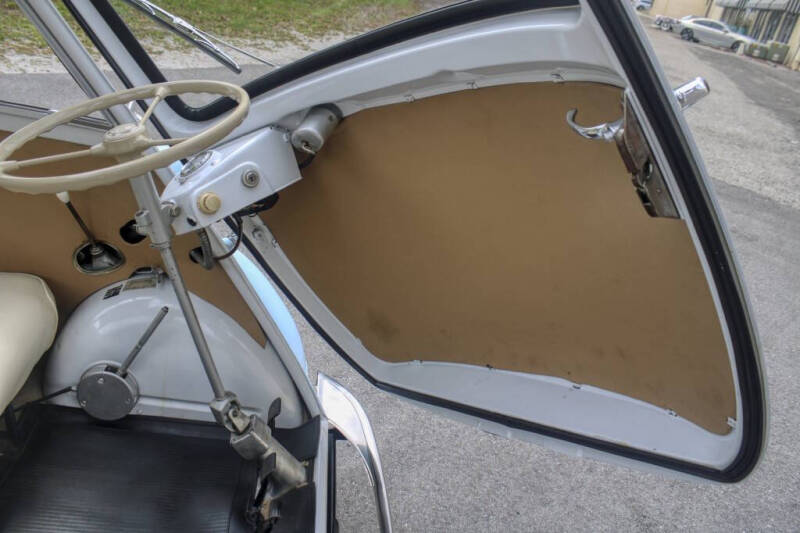 1957 BMW Isetta