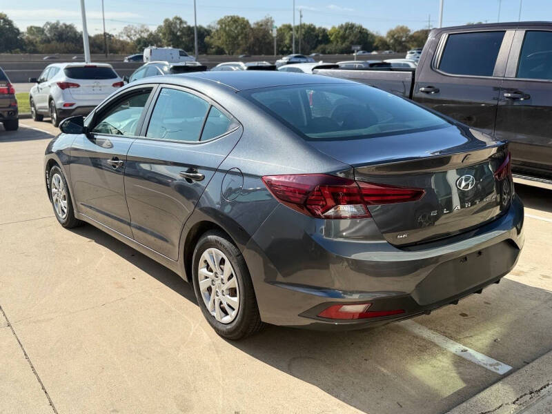 2020 Hyundai Elantra SE