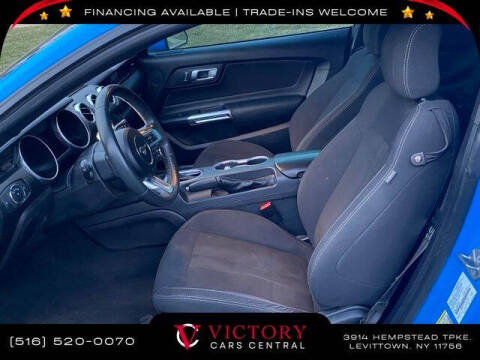 2022 Ford Mustang EcoBoost