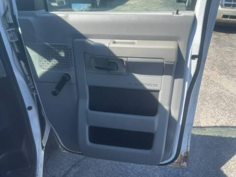 2009 Ford E-Series E-250