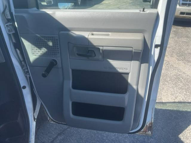 2009 Ford E-Series E-250