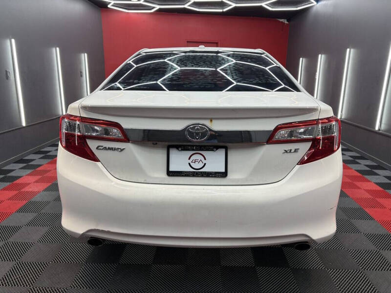 2012 Toyota Camry XLE V6