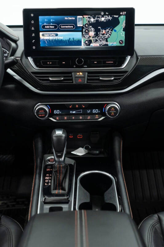 2023 Nissan Altima 2.0 SR