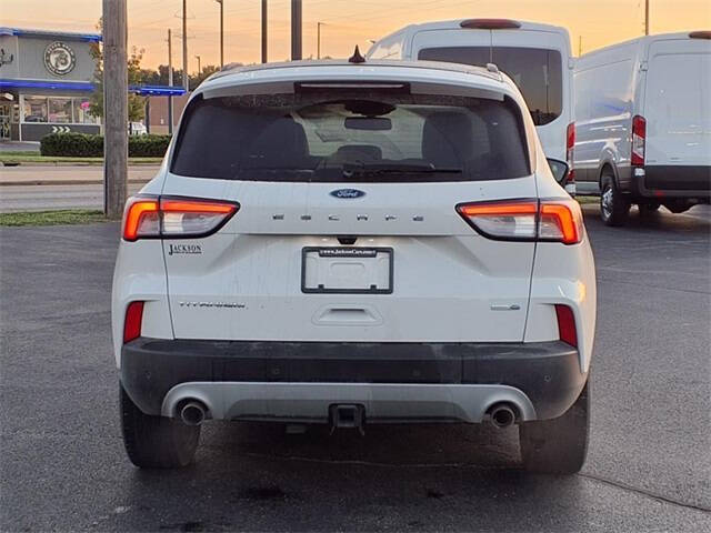 2020 Ford Escape Titanium