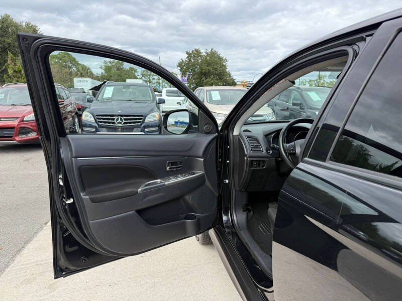 2020 Mitsubishi Outlander Sport SE