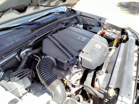 2011 Toyota Tacoma PreRunner V6