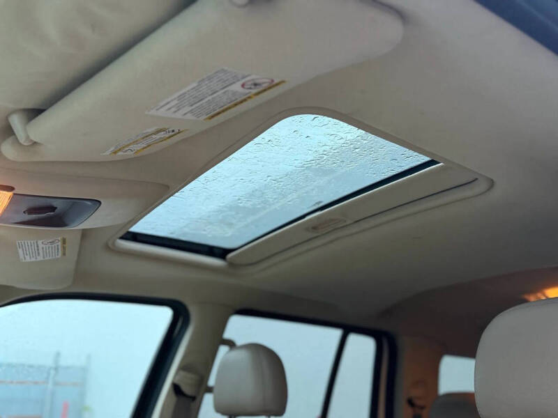 2005 Ford Explorer XLT