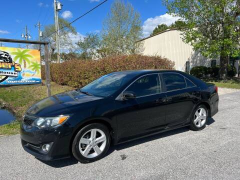 2014 Toyota Camry for sale at Hooper's Auto House LLC in Wilmington NC
