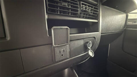 2024 Chevrolet Express 2500