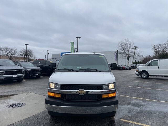 2025 Chevrolet Express 2500