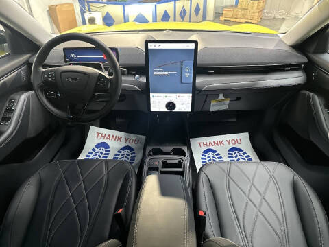 2025 Ford Mustang Mach-E Select