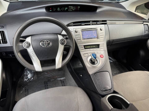 2015 Toyota Prius Three