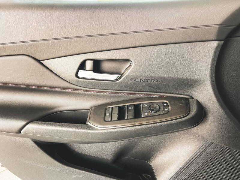 2026 Nissan Sentra SR