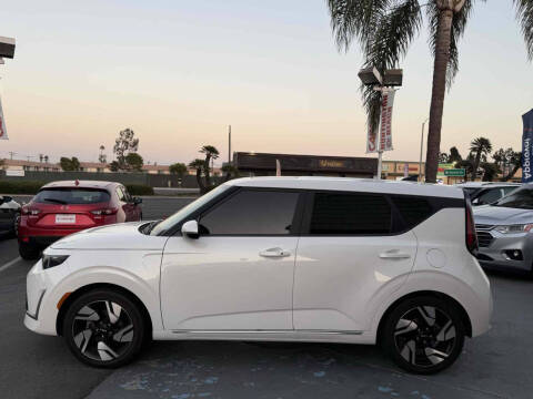2023 Kia Soul GT-Line